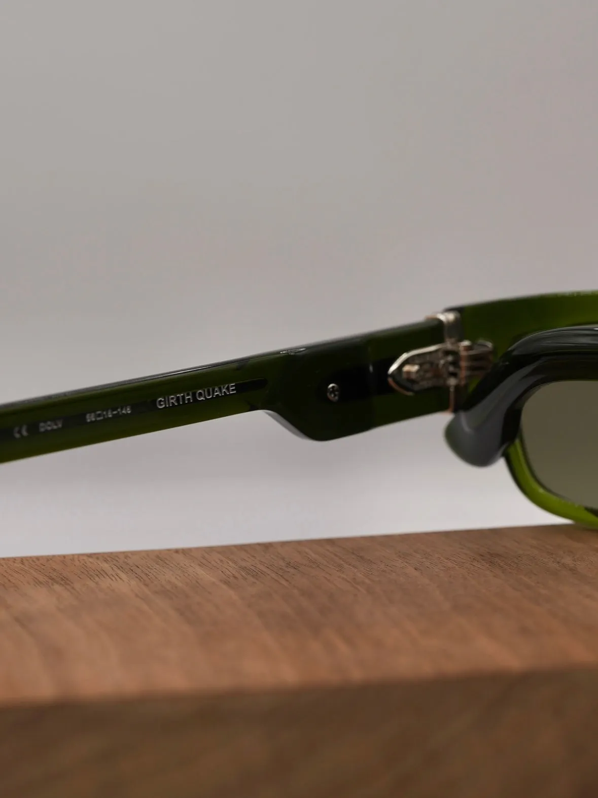 CHROME HEARTS GIRTHQUAKE GREEN SUNGLASSES